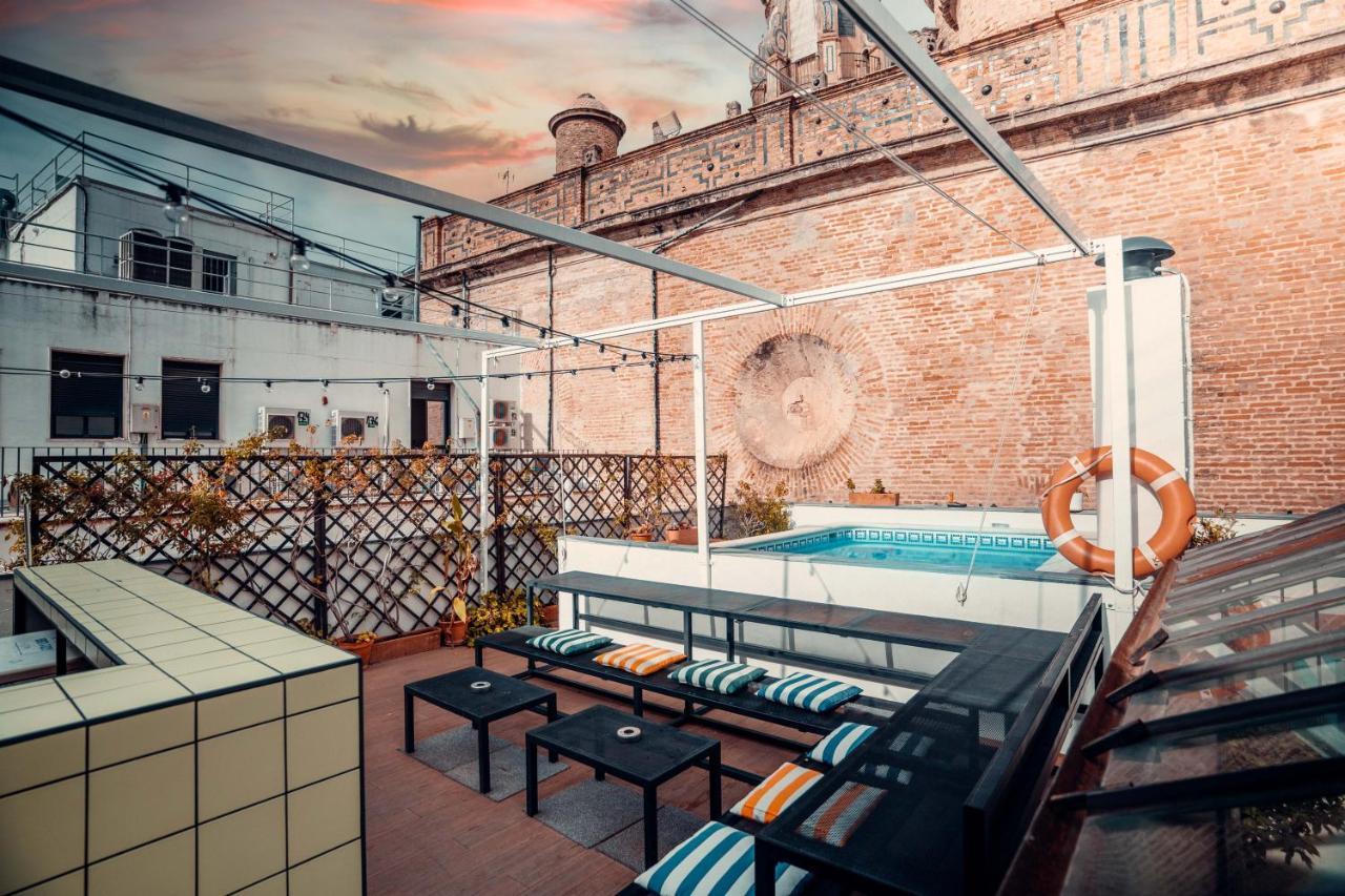 Joy Setas Coworking Hostel Севиля Екстериор снимка